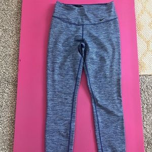 Nike Leggings Dri Fit Ten Less Plastic Bottles Run Capri Size XS Women's